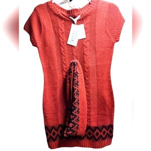 NWT Made To Look Amazing Long sweater & matching scarf set